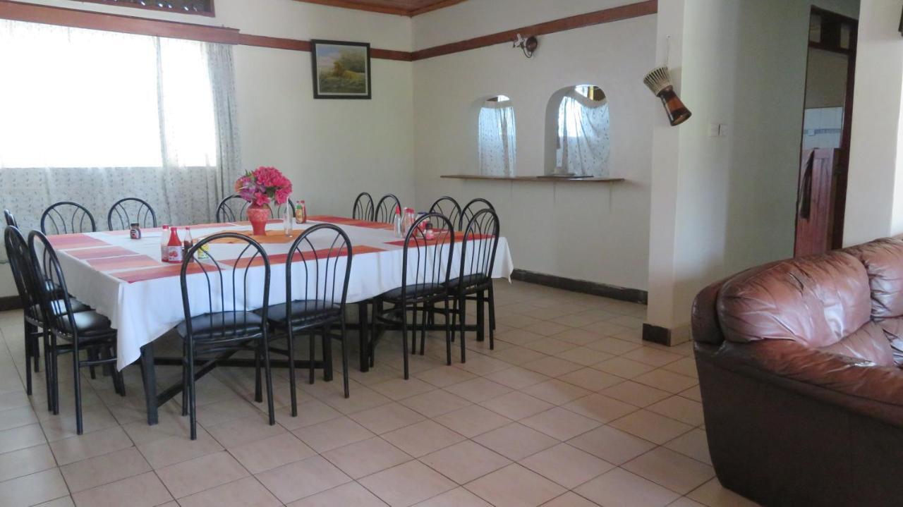 Pakwach Global Village Hotel מראה חיצוני תמונה