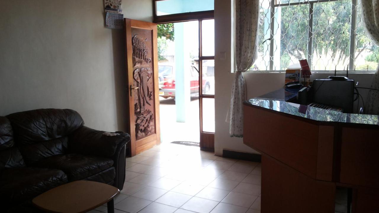 Pakwach Global Village Hotel מראה חיצוני תמונה