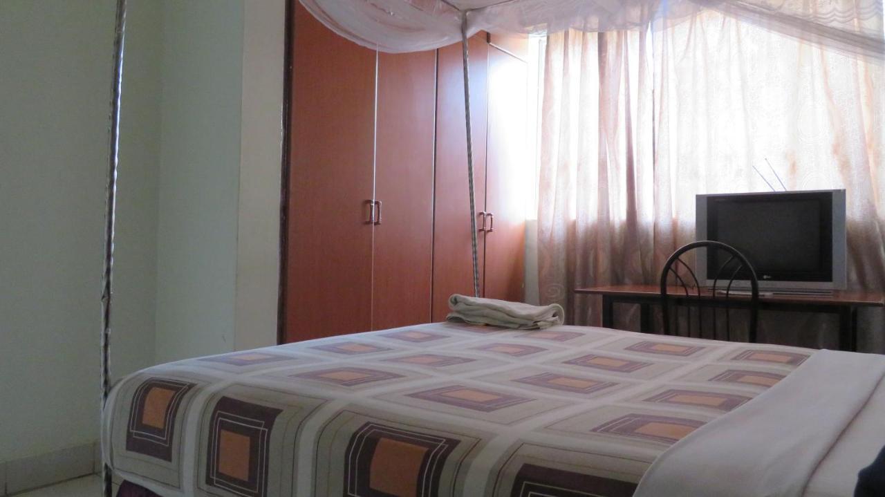 Pakwach Global Village Hotel מראה חיצוני תמונה